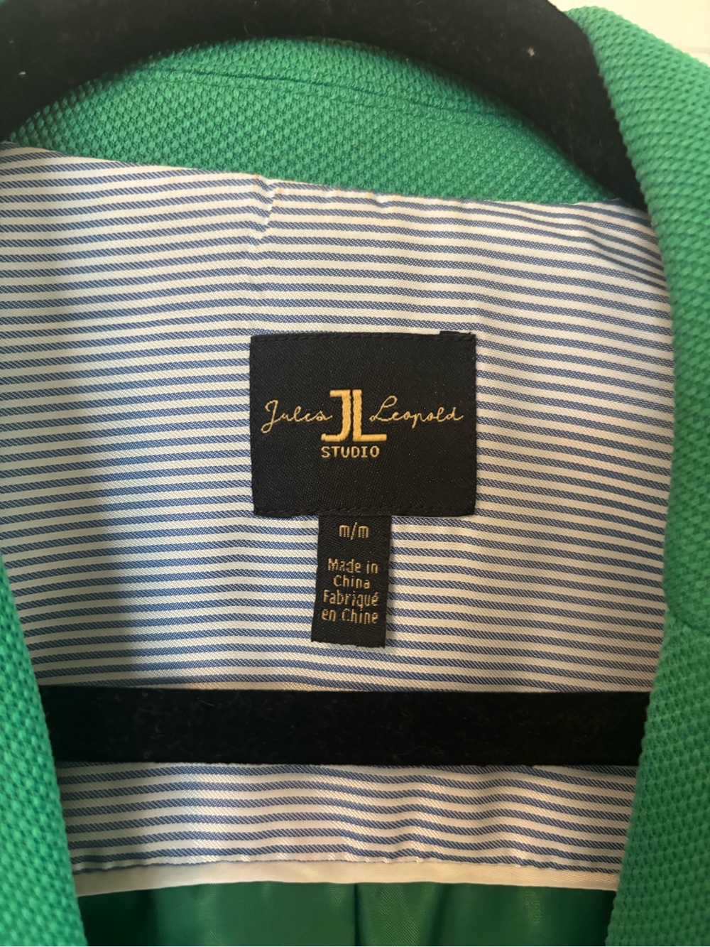 Green Single-Button Blazer - Picture 4 of 4